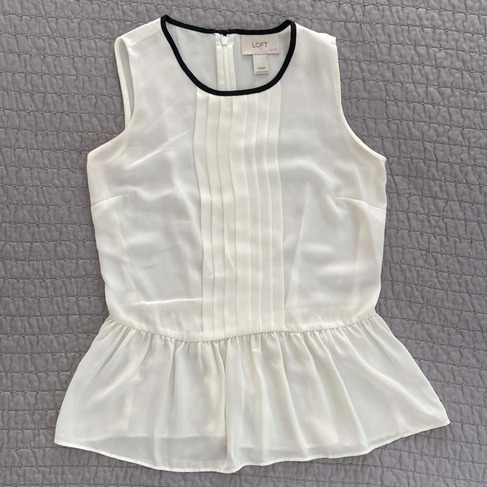 LOFT Outlet Pleated Peplum Shell, XXSP, EUC
